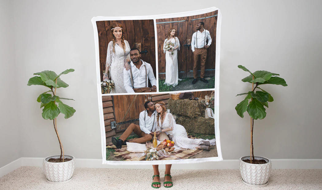 Gezellige gepersonaliseerde fotodeken. Verkrijgbaar in meerdere maten. Kenmerken familiefoto's in een feestelijk ontwerp.